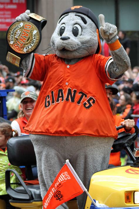 Giants baseball mascot